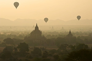 Hot air balloons above Bagan (Pagan), Myanmar (Burma), Asia