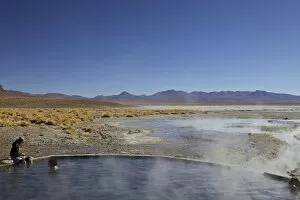Images Dated 4th November 2010: Hot springs and mud pools, Salar de Uyuni, Bolivia, South America