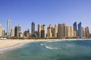 Images Dated 16th September 2009: Hotel and apartment buildings along the seafront, Dubai Marina, Dubai, United Arab Emirates