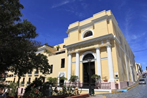 The Caribbean Prints: Hotel El Convento, Old San Juan