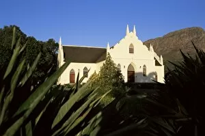 Images Dated 9th August 2008: House in Franschhoek
