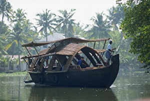 Houseboats used for tourists