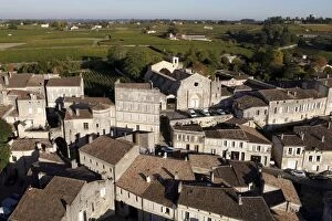 Images Dated 27th October 2010: Houses and fields, St. Emilion, the most visited wine-growing region of France
