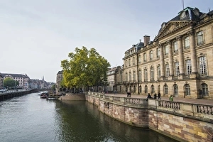Alsace Prints: Houses along the Ill River, Strasbourg, Alsace, France, Europe