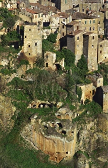Sorano Prints: Houses, Sorano, Tuscany, Italy