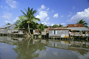 Stilt Prints: Houses on stilts on the Rach Thi Nghe