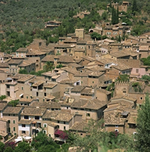 Fornalutx Prints: Houses in the village of Fornalutx on Majorca