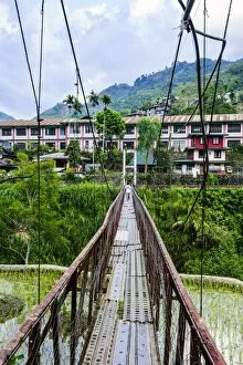 Images Dated 22nd April 2011: Huge hanging bridge in Banaue, Northern Luzon, Philippines, Southeast Asia, Asia