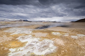 Images Dated 14th November 2007: Hverir geothermal fields at the foot of Namafjall mountain, Myvatn lake area