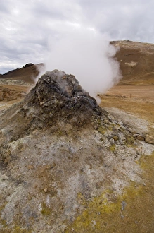 Images Dated 14th November 2007: Hverir geothermal fields at the foot of Namafjall mountain, Myvatn lake area