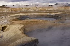 Images Dated 14th November 2007: Hverir geothermal fields at the foot of Namafjall mountain, Myvatn lake area