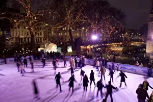 Images Dated 15th December 2007: Ice skating outside the Natural History Museum, London, England, United Kingdom, Europe