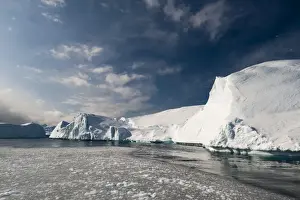 Icebergs in Ilulissat icefjord, UNESCO World Heritage Site, Greenland, Denmark, Polar
