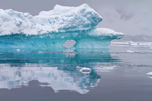 Natural Wonder Prints: Icebergs near the Antarctic Peninsula during the summer months