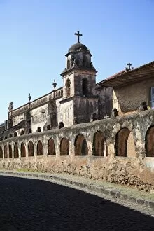 Images Dated 2nd November 2008: Iglesia El Sagrario (Church of the Shrine), Patzcuaro, Michoacan State
