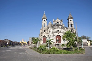 Iglesia de Guadalupe, Granada, Nicaragua, Central America