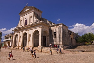 Images Dated 7th April 2007: Iglesia Parroquial de la Santisima Trinidad, Trinidad, UNESCO World Heritage Site