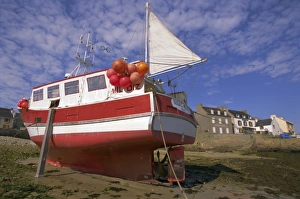 Anchor Prints: Ile Molene (Ile de Molene) (Molene Island), Brittany, France, Europe