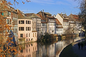 Ill River and Quai de la Bruche, old town Petite France, UNESCO World Heritage Site