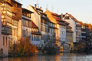 Ill River and Quai de la Bruche, old town Petite France, UNESCO World Heritage Site