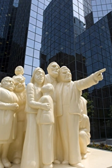 Images Dated 4th July 2007: The Illuminated Crowd sculpture in downtown Montreal, Quebec, Canada, North America