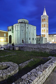 Bell Tower Prints: Illuminated Roman forum (Forum Romanum)