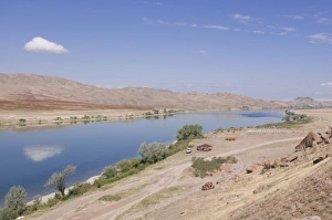 Images Dated 6th September 2009: Ily River, Kazakhstan, Central Asia