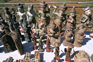 Images Dated 10th March 2005: Indein souvenirs, Inle Lake, Shan State, Myanmar (Burma), Asia
