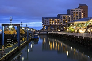Canadian Culture Prints: Inn at the Quay, New Westminster, Vancouver Region, British Columbia, Canada, North