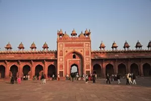 Images Dated 6th July 2009: Inner courtyard of Jama Masjid, Fatehpur Sikri, UNESCO World Heritage Site