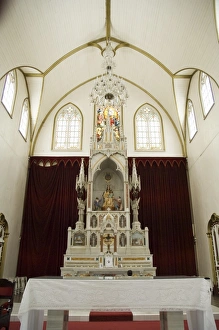 Costa Rican Prints: Interior of the Iglesa de Grecia church, Grecia, Central Highlands, Costa Rica