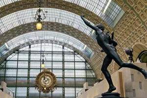 Vanishing Point Gallery: Interior of Musee D Orsay Art Gallery, Paris, France, Europe