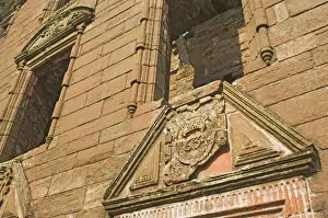 Interior detail showing elaborate ornamental window jambs and lintels