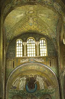 Images Dated 19th May 2009: An interior showing extensive mosaic work, 6th century Chiesa di San Vitale