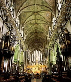 Worcestershire Collection: Interior of Worcester cathedral, Worcester, Hereford & Worcester, England