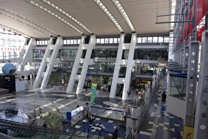 Interior of the World Trade Center (WTC) plaza level, part of the Cosmo Square complex in Osaka Interior of the World Trade Center (WTC) plaza level, part of the Cosmo Square complex in Osaka