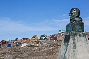 Ittoqqortoormiit Prints: Inuit village and Ejnar Mikkelsen statue
