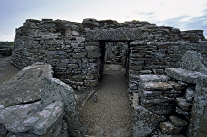 Pictish Prints: Iron Age houses