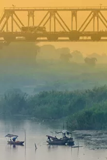 Foggy Gallery: Iron bridge over the Red River in Hanoi, Vietnam, Indochina, Southeast Asia, Asia