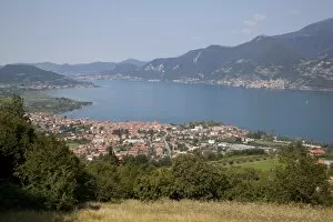 Images Dated 18th August 2011: Iseo and view of Lake Iseo, Lombardy, Italian Lakes, Italy, Europe