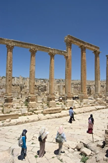Cardo Maximus Prints: Islamic women on Cardo Maximus colonnaded street