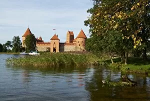 Images Dated 7th September 2010: Island Castle of Trakai near Vilnius, Lithuania, Europe