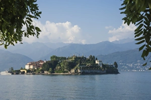 Isola Bella Prints: Isola Bella, Borromean Islands, Lake Maggiore, Italian Lakes, Piedmont, Italy, Europe