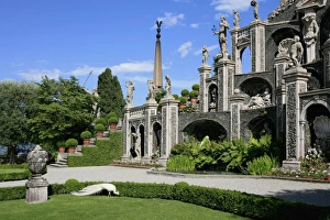 Images Dated 29th June 2006: Isola Bella, Borromeo Islands, Stresa, Lake Maggiore, Piedmont, Italy, Europe