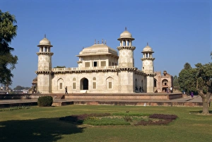 Itimad-ud-Daulahs tomb