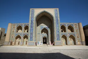 Uzbekistan Prints: Iwan Facade, Madrasah Mirzo Ulugh Bek