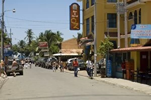 Jaco, a s urfing and party town, Cos ta Rica, Central America