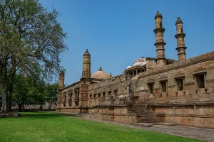 Minarets Prints: Jami Mosque, Champaner-Pavagadh Archaeological Park