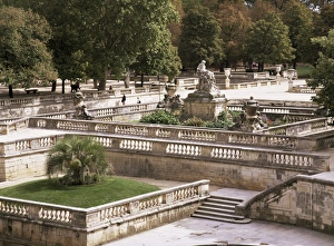 Nimes Prints: Jardin de la Fontaine, Nimes, Gard, Languedoc Roussillon, France, Europe