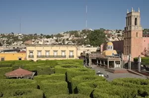 Images Dated 18th April 2008: Jardin Principal, San Miguel de Allende (San Miguel), Guanajuato State